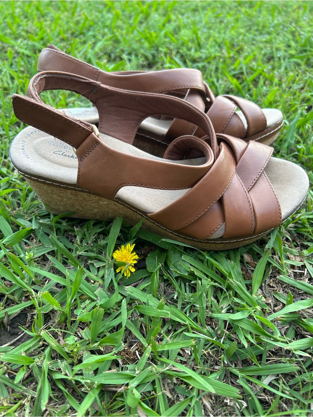 Clarks Giselle Beach Tan Leather Wedge Sandals - Picture 4 of 7